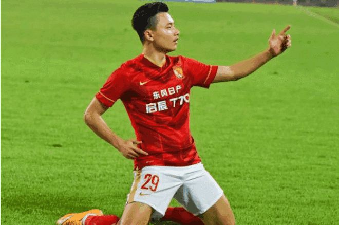 足坛门将身价_历史足球门将身价排行榜_足球门将历史排名