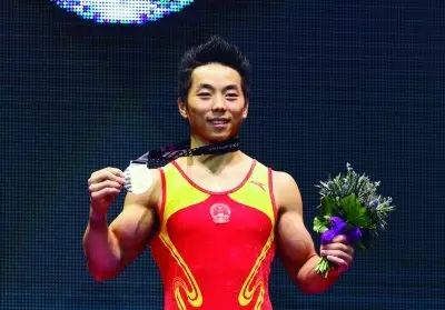 奥运会足球历届冠军球队_奥运会历届冠军足球队成员_奥运会足球往届冠军