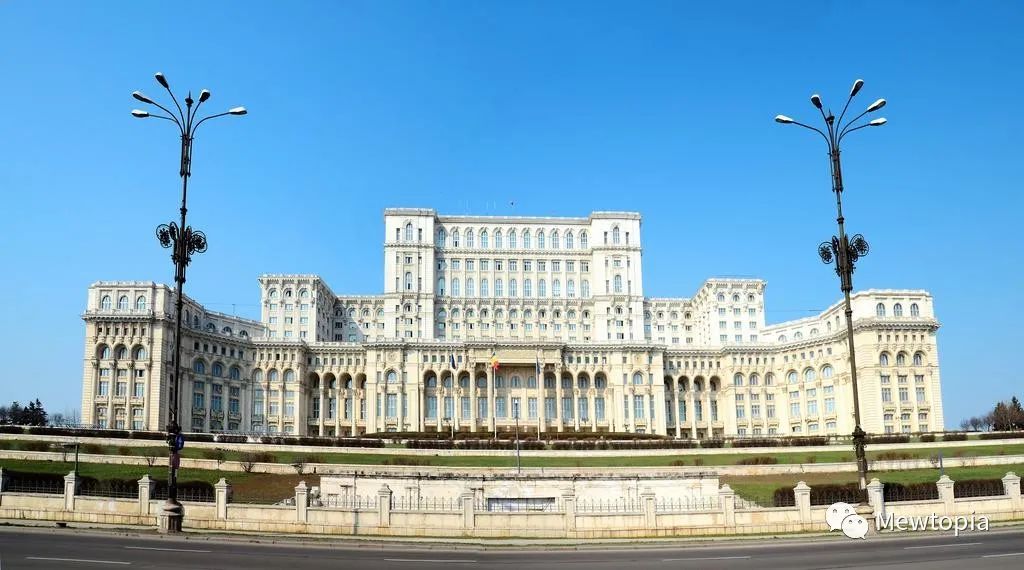 球衣足球换冠军时候怎么换_足球冠军球衣什么时候换_球队夺冠球衣会涨价吗