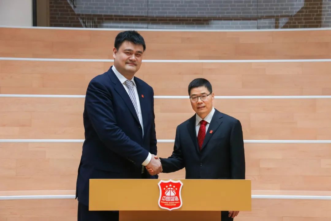 中国散打冠军名单表_中国第六届名酒杯篮球冠军_冠军篮球经理2补丁