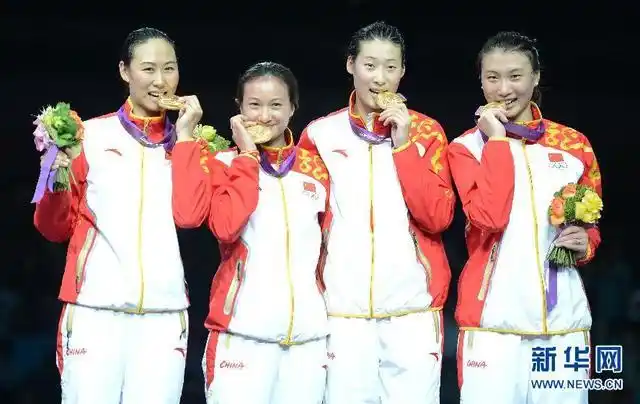 苏州女子重剑击剑比赛冠军_苏州女子冠军击剑比赛重剑视频_苏州击剑比赛