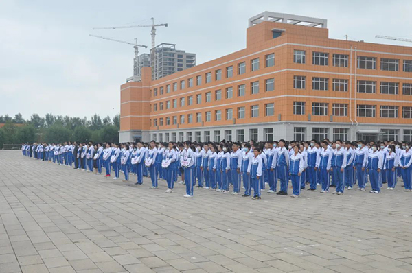 长春篮球名校_长春市108中学篮球队_长春一 八中学篮球全国冠军