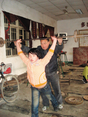 举重奥运冠军死亡_中国举重奥运冠军病逝的是谁_奥运会举重运动员死亡