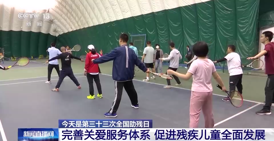 盲人生活技能教学_盲人生活技能培训_盲人教育课程与方法