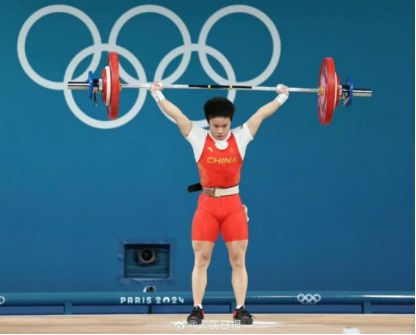 奥运冠军花样游泳双胞胎_花式游泳双胞胎_花样游泳冠军双胞胎的老公