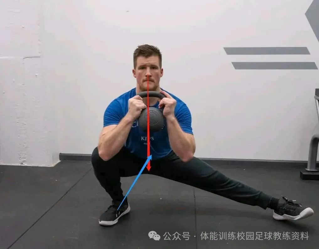 传球教学足球技巧分析与反思_传球足球反思技巧教学分析_足球传球教学反思不足