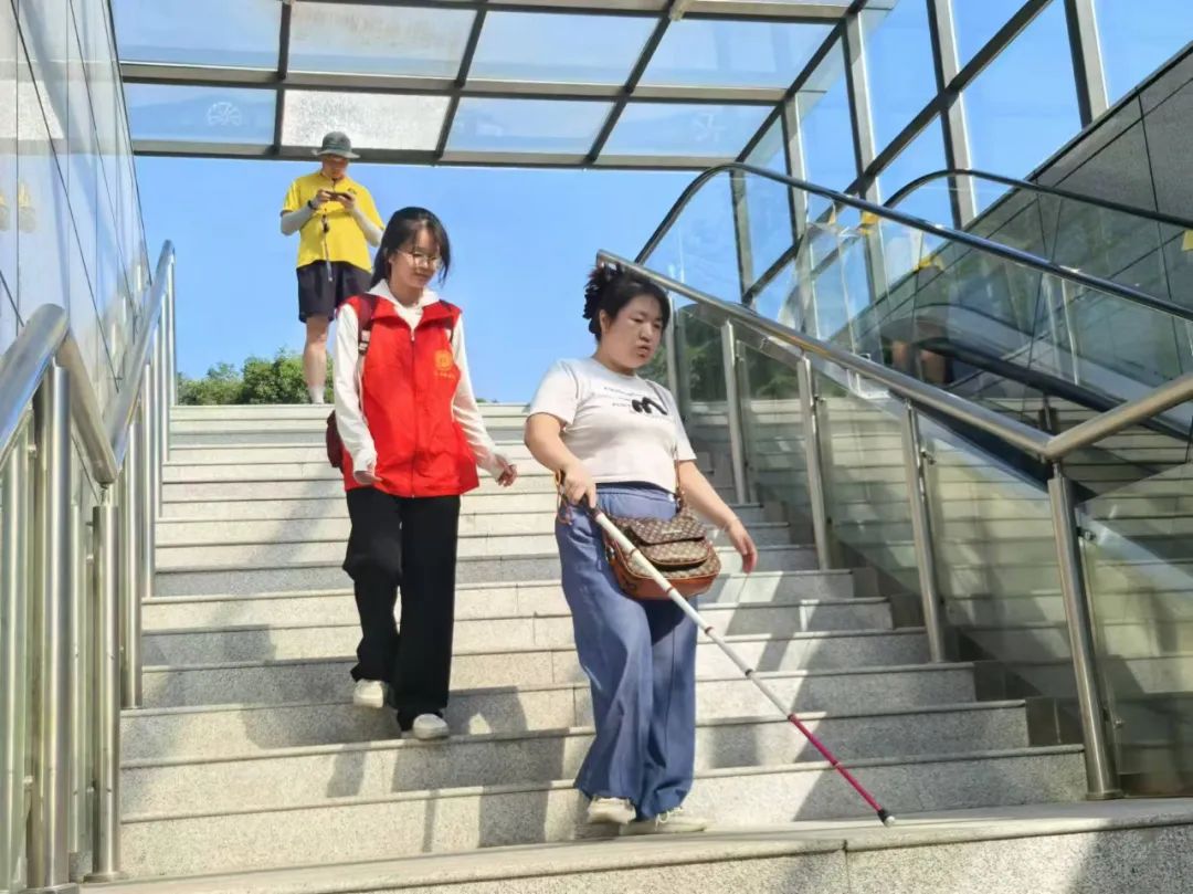 盲人生活技能培训_盲人生活训练_盲人生活技能教学